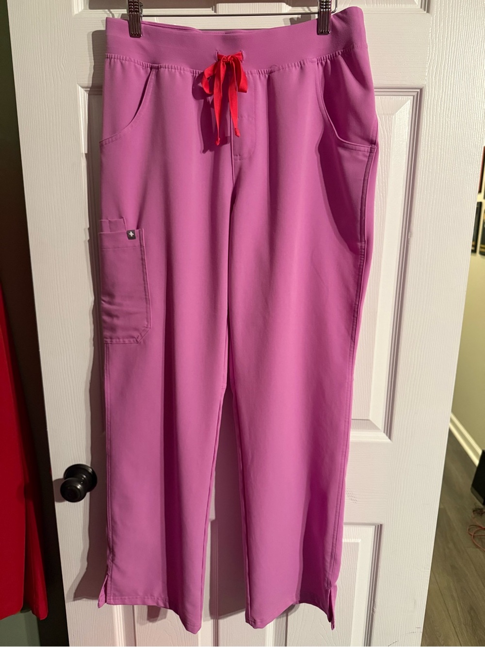FIGS Pink Cloud Kade Straight-Leg Scrub Pant Medium EUC - Picture 2 of 8